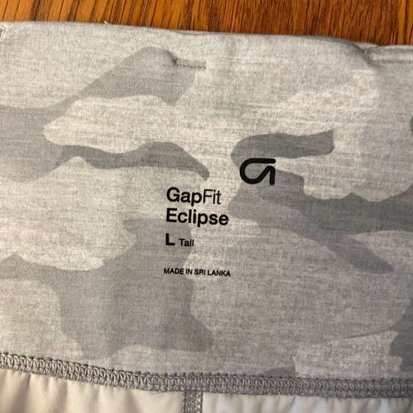 Gap Fit Eclipse Super High Rise Joggers Gray Camo Large Tall - Picture 3 of 5